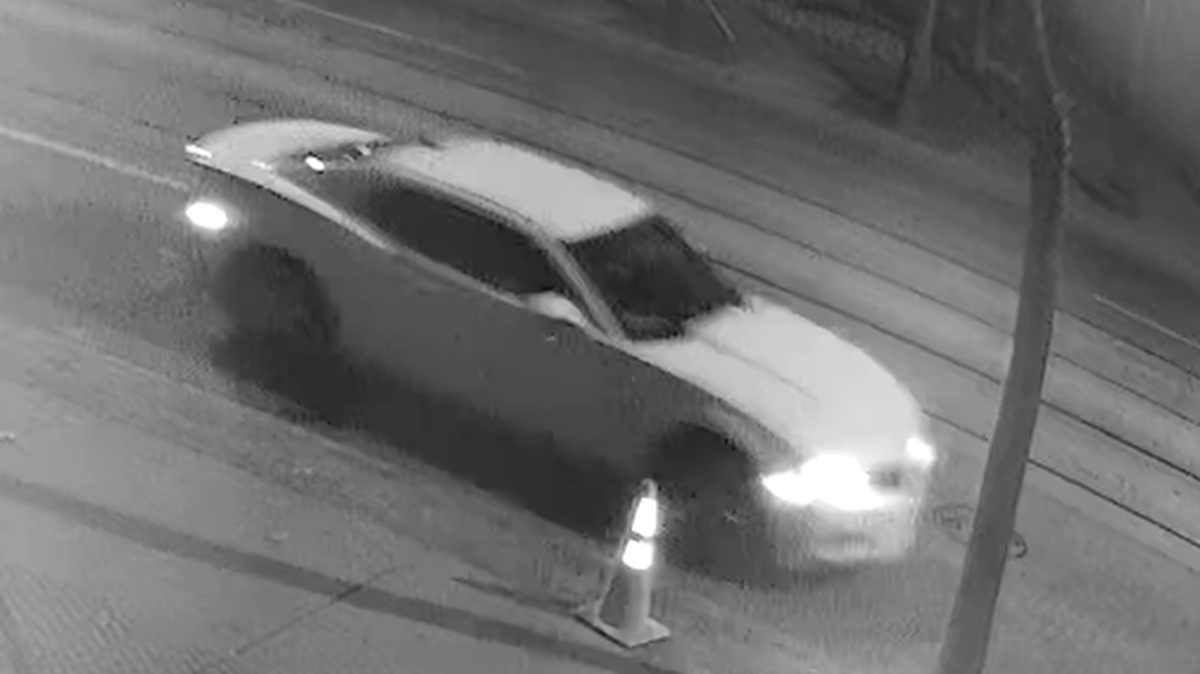 The vehicle, believed to be made between 2009 and 2013, is shown in a screenshot from surveillance footage.