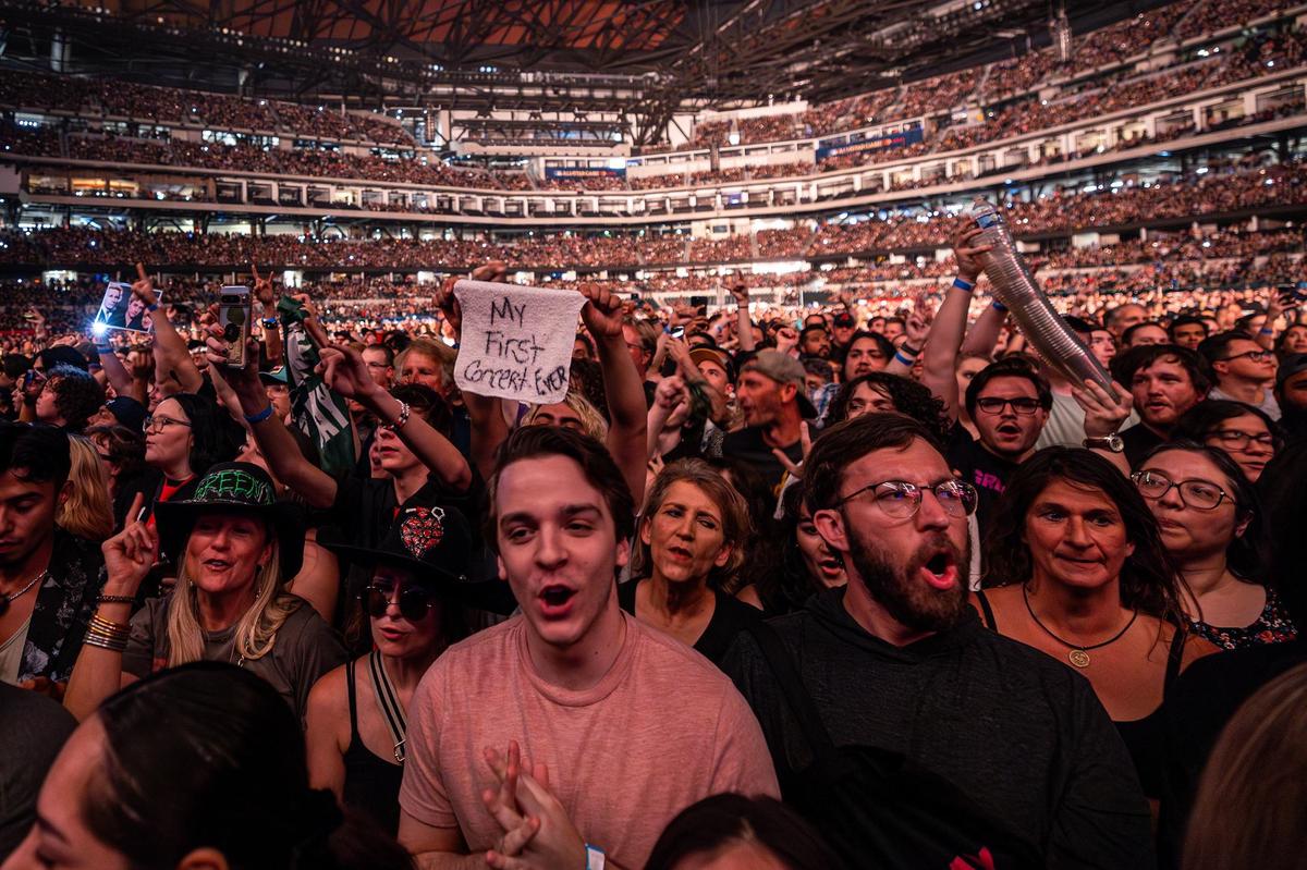 Fans cheer as the members of Green Day come on stage for “The Saviors Tour” at Globe Life Field in Arlington on Wednesday, Sept. 11, 2024.