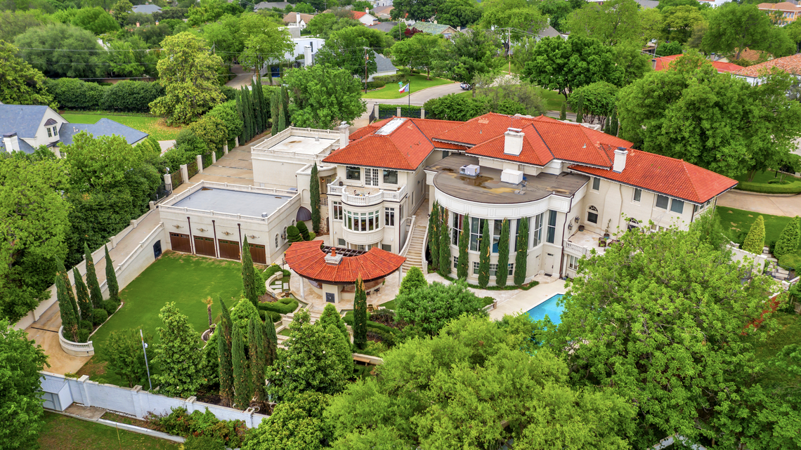 Historic mansion — with a built-in bank vault — sells for $6.1M in Texas. Check it out