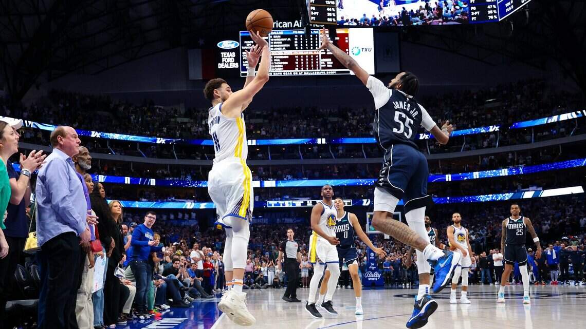 Dallas Mavericks sign Golden State Warrior sharpshooter as free agency begins