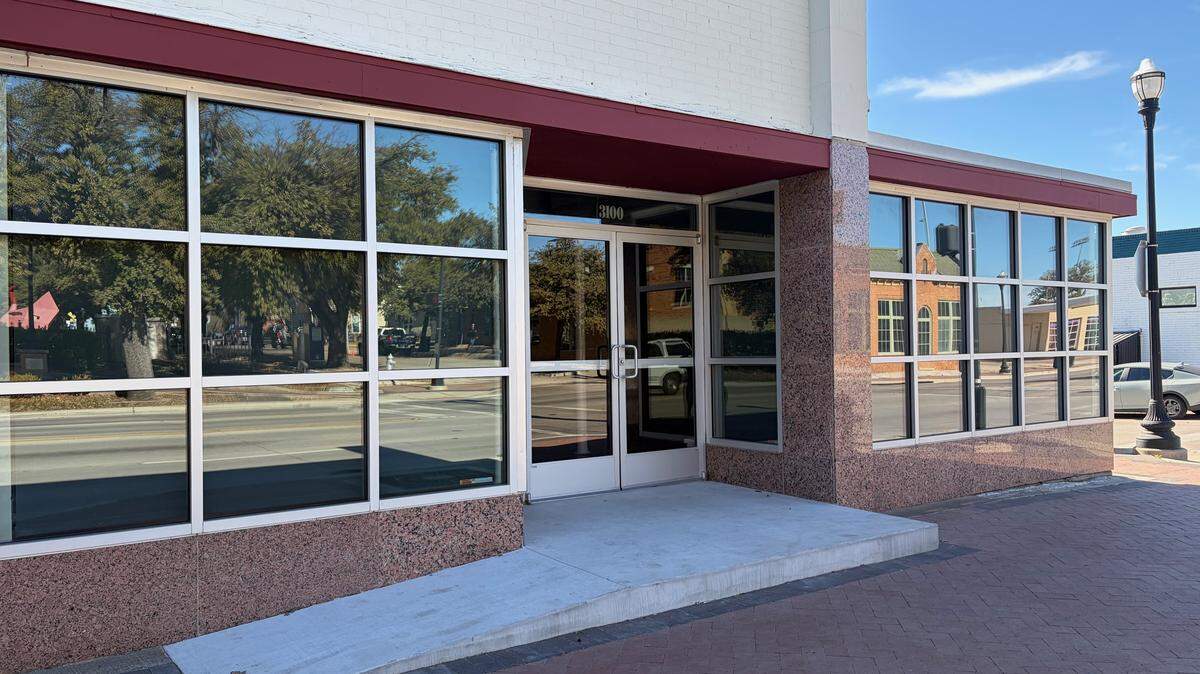 The city approved relocating funds to the Fort Worth African American Museum and Cultural Center’s nonprofit organization, which purchased two units in an existing building totaling 5,000 square feet, located at 3100 and 3104 E. Rosedale St. in the Polytechnic Heights neighborhood in east Fort Worth for building improvements. The museum will preserve the history, culture, and stories of African Americans in Fort Worth and nationally.