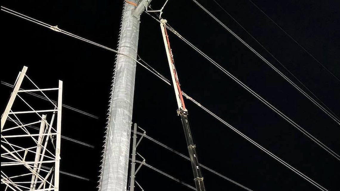 A lineman fell 106 feet to his death while working early Sunday in Texas, according to police.