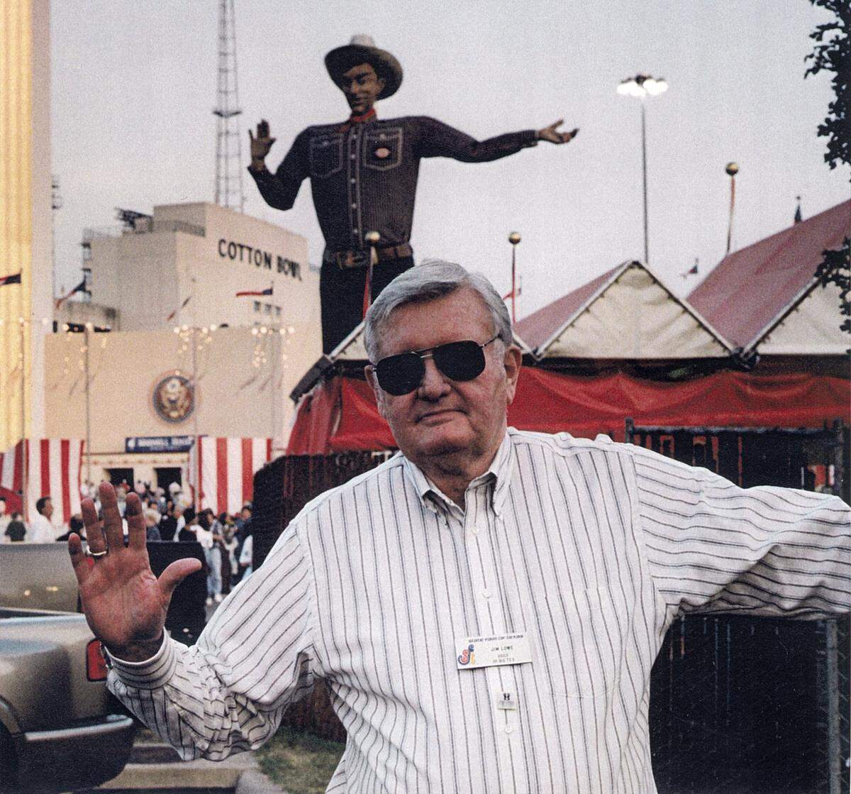 Jim Lowe, the voice of Big Tex at the State Fair of Texas in Dallas, died in June 2000.