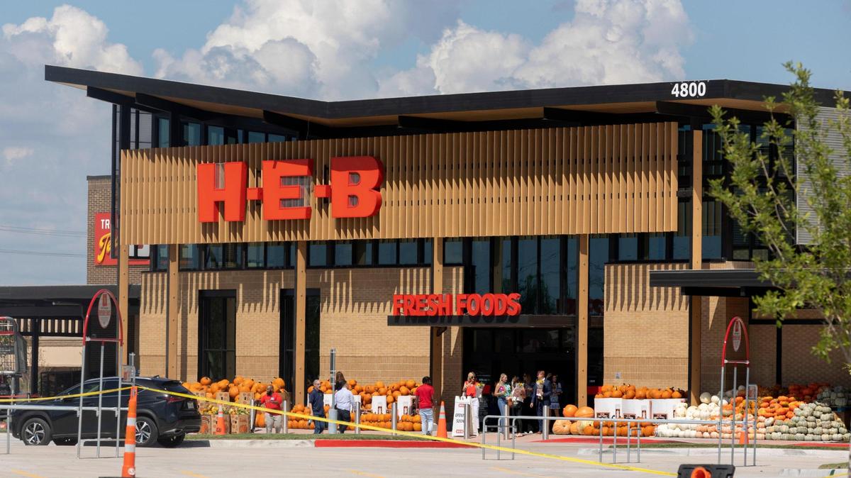 H-E-B’s first store in North Texas the day before opening in Frisco, Texas, on Tuesday, Sept. 20, 2022.