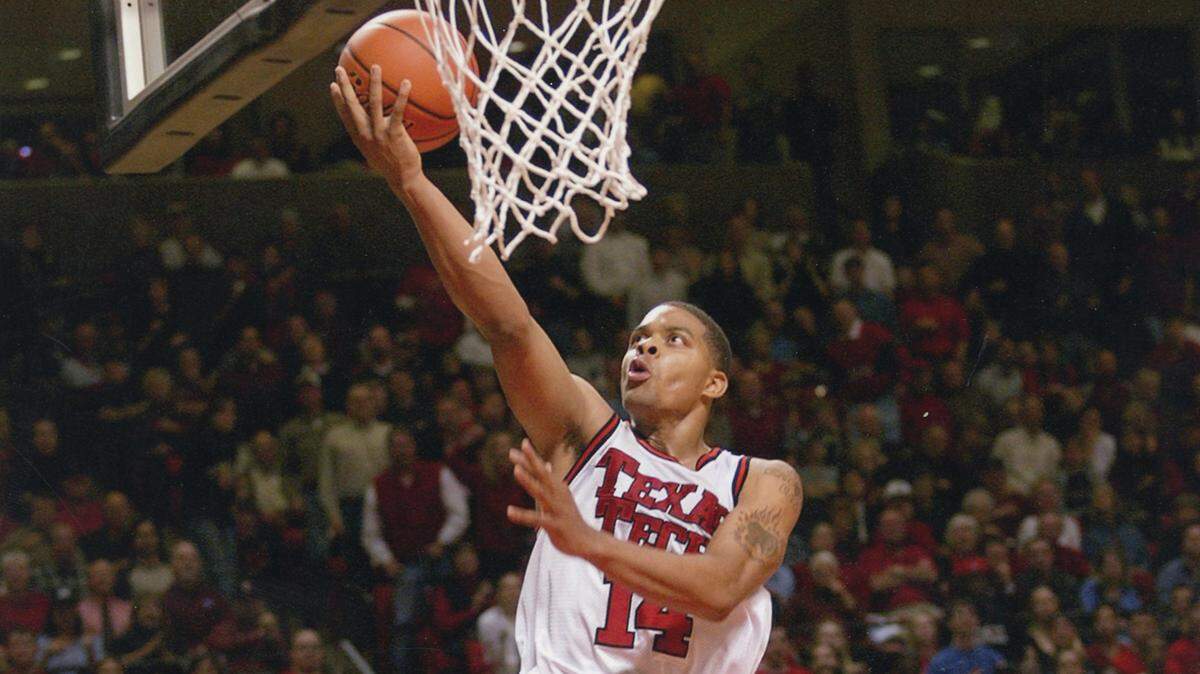Former Texas Tech great Andre Emmett
