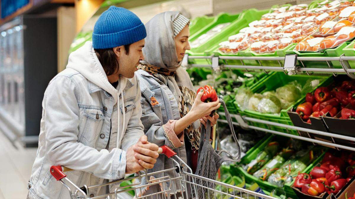 Many grocery stores claim to be home to the lowest prices in the country but a new study found that items at Aldi are the cheapest indeed.