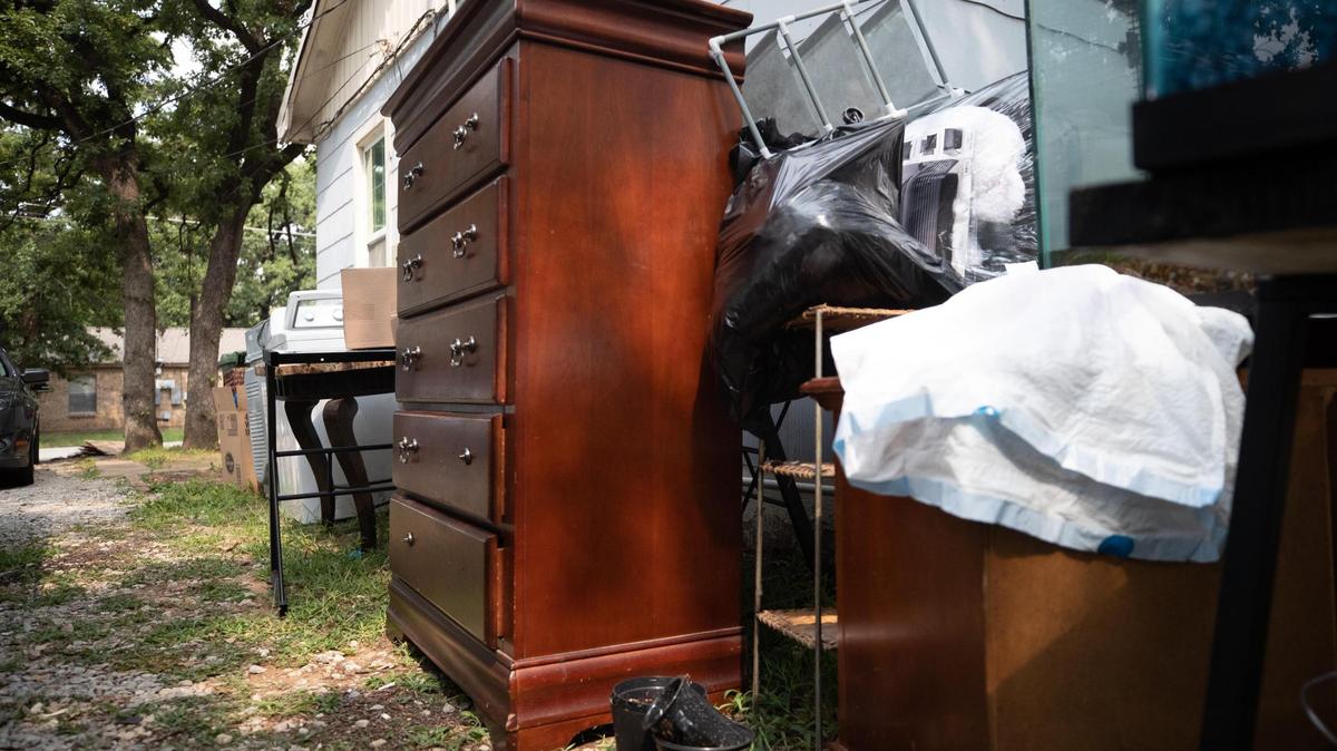 Tarrant County is considering new ways to help provide stable housing and avert evictions. In this August file photo, Arlington resident Brittany Cervantes’ belongings are stacked outside after she was evicted.