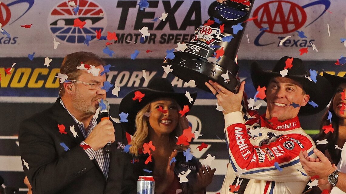 Harvick extends TMS domination to secure spot in Cup championship field