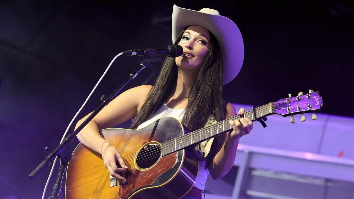 Kacey Musgraves films her new album’s music video at a Fort Worth landmark
