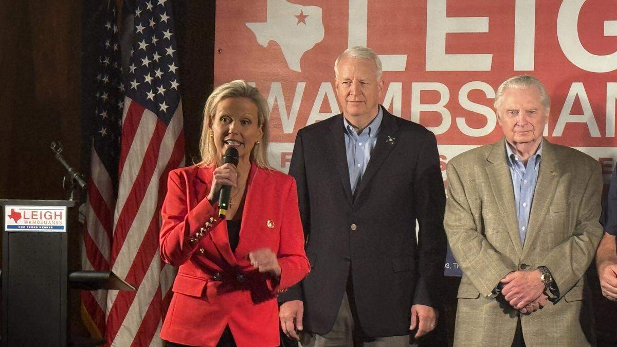 Republican Leigh Wambsganss speaks to supporters at Niki’s Italian Bistro in North Richland Hills after she advanced to a runoff for the District 9 Senate seat on Nov. 4, 2025. She was joined by District Attorney Phil Sorrells and District Clerk Tom Wilder.