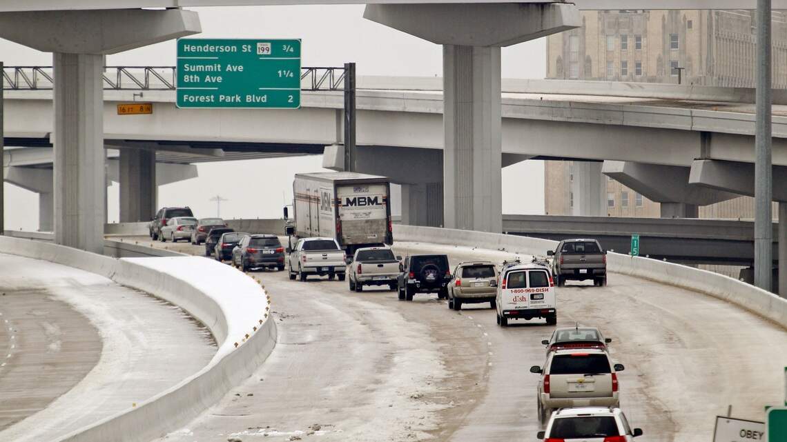 If you need to drive on icy roads in Texas winter storm, police offer these tips