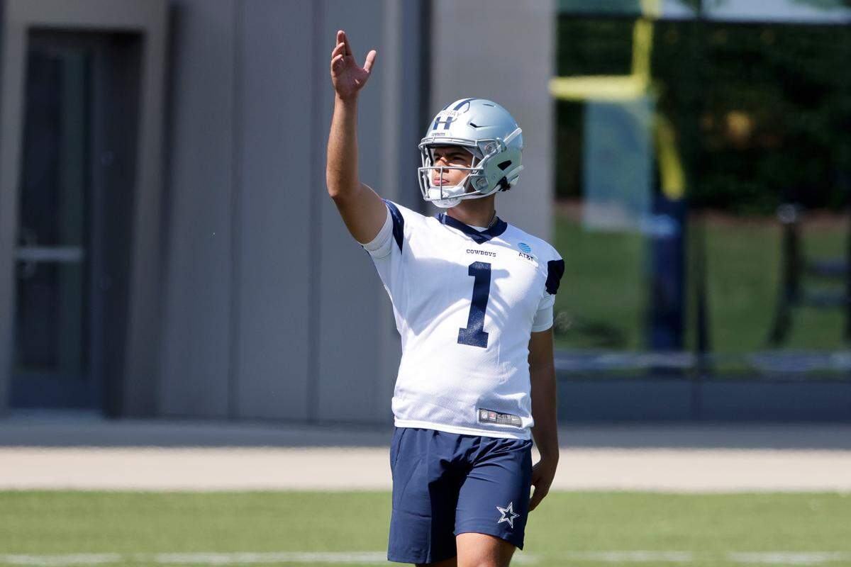 Dallas Cowboys kicker Jonathan Garibay has struggled in training camp.