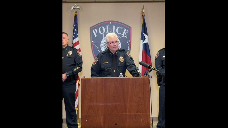 2 dead in murder-suicide after man kidnapped estranged wife, Burleson police say