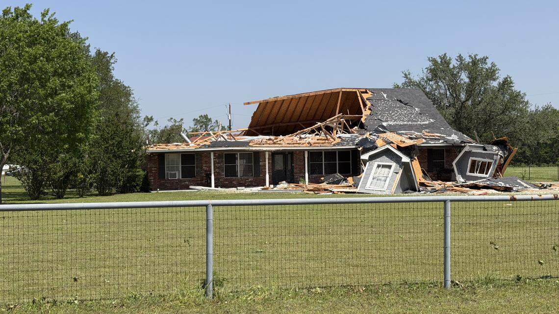 ‘Beyond belief’: Springtown residents reeling following tornado damage to homes