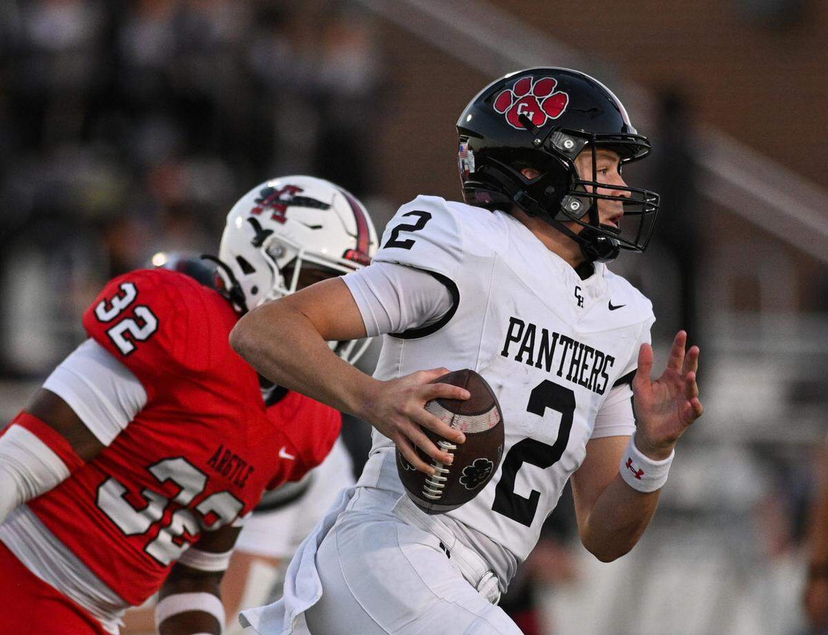 Colleyville Heritage quarterback Bodey Weaver (2) runs down the field during a UIL football game against Argyle at Eagle Stadium in Argyle, Texas on Friday, Sept. 27, 2024.
