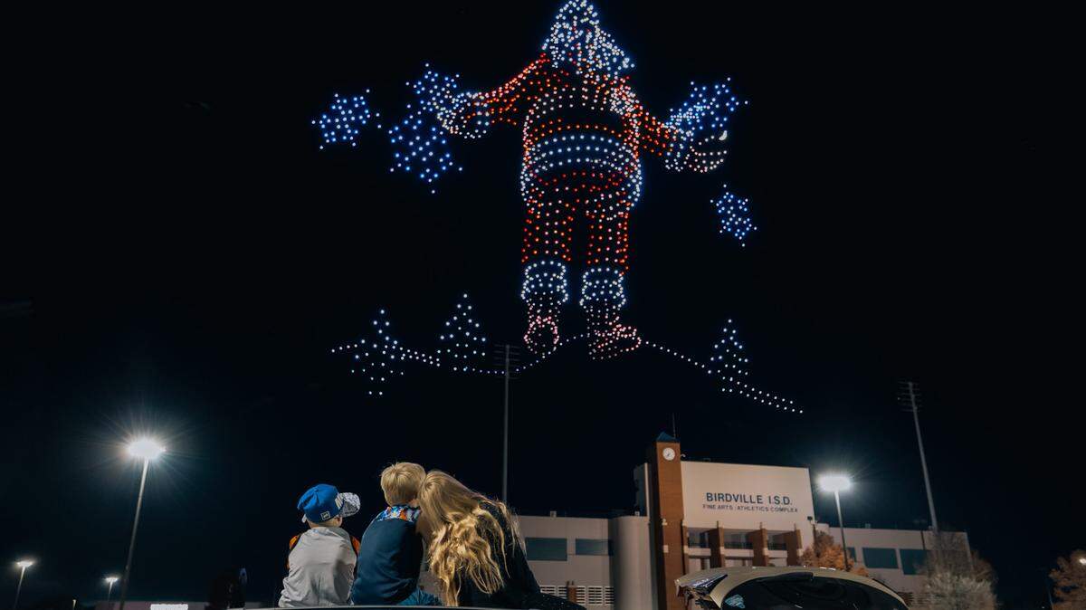 Fort Worth company breaks 2 world records during holiday show with 1,500-drone Nutcracker