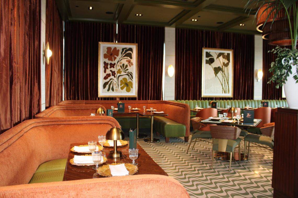 The Mont dining room is full of textures and patterns that flow together seamlessly while never offering a boring view.