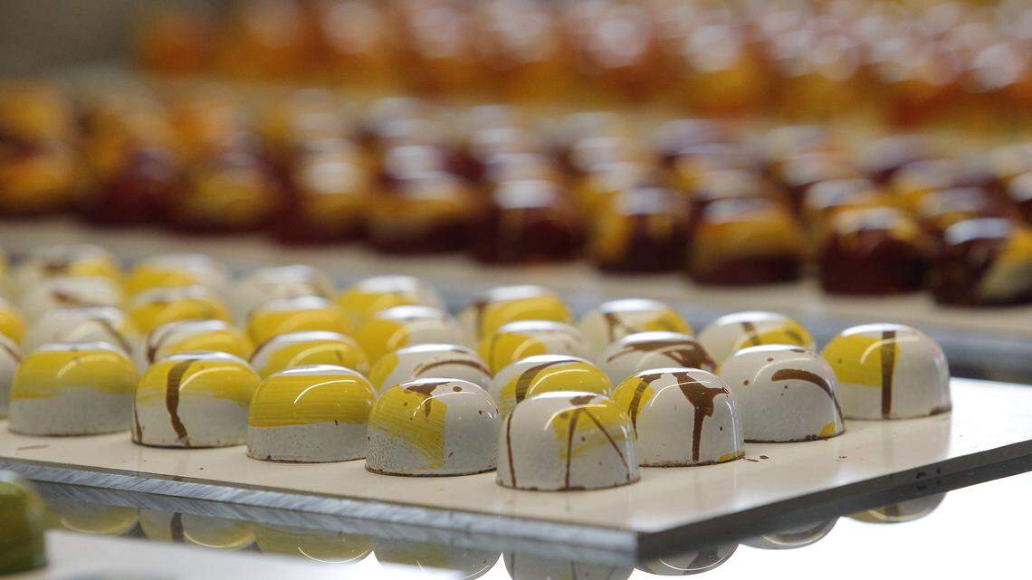 This North Texas chocolate shop known for colorful bonbons is closing