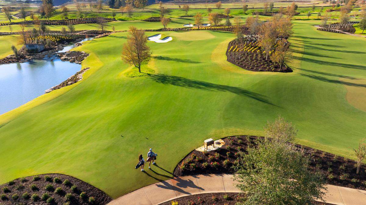 Views of hole-8 of the Pinkerton 9 golf course at the Maverick Golf and Ranch Community.