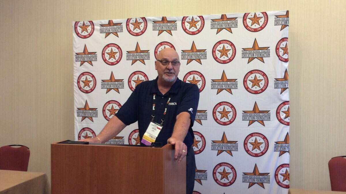D.W. Rutledge at the 2016 coaches convention.