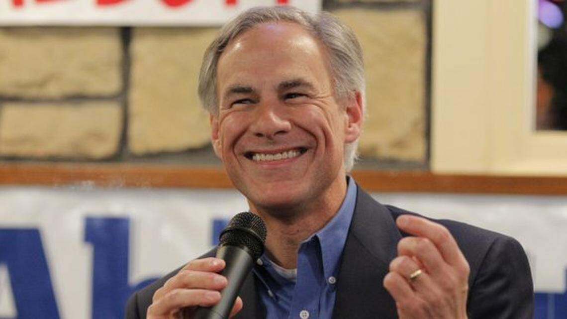 Texas governor Greg Abbott visited the Cowboys' practice complex Friday, and hopped on a draft call with third-round pick Michael Gallup.