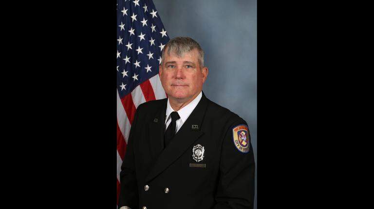 Fort Worth firefighter with ‘final wish’ to save wife’s life dies from cancer
