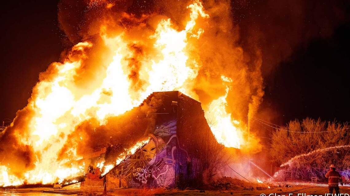 Vacant commercial building destroyed in Fort Worth fire | Fort Worth ...