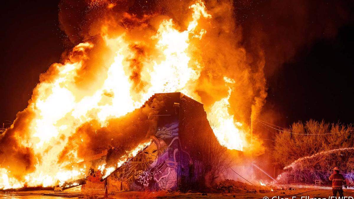 A vacant commercial building was destroyed by a fire early Tuesday morning, March 7, 2023, according to the Fort Worth Fire Department. There were no injuries.