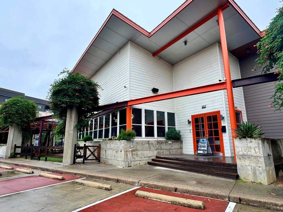A restaurant in Dallas’ Farmers’ Market area downtown will become a new Hurtado Barbecue.