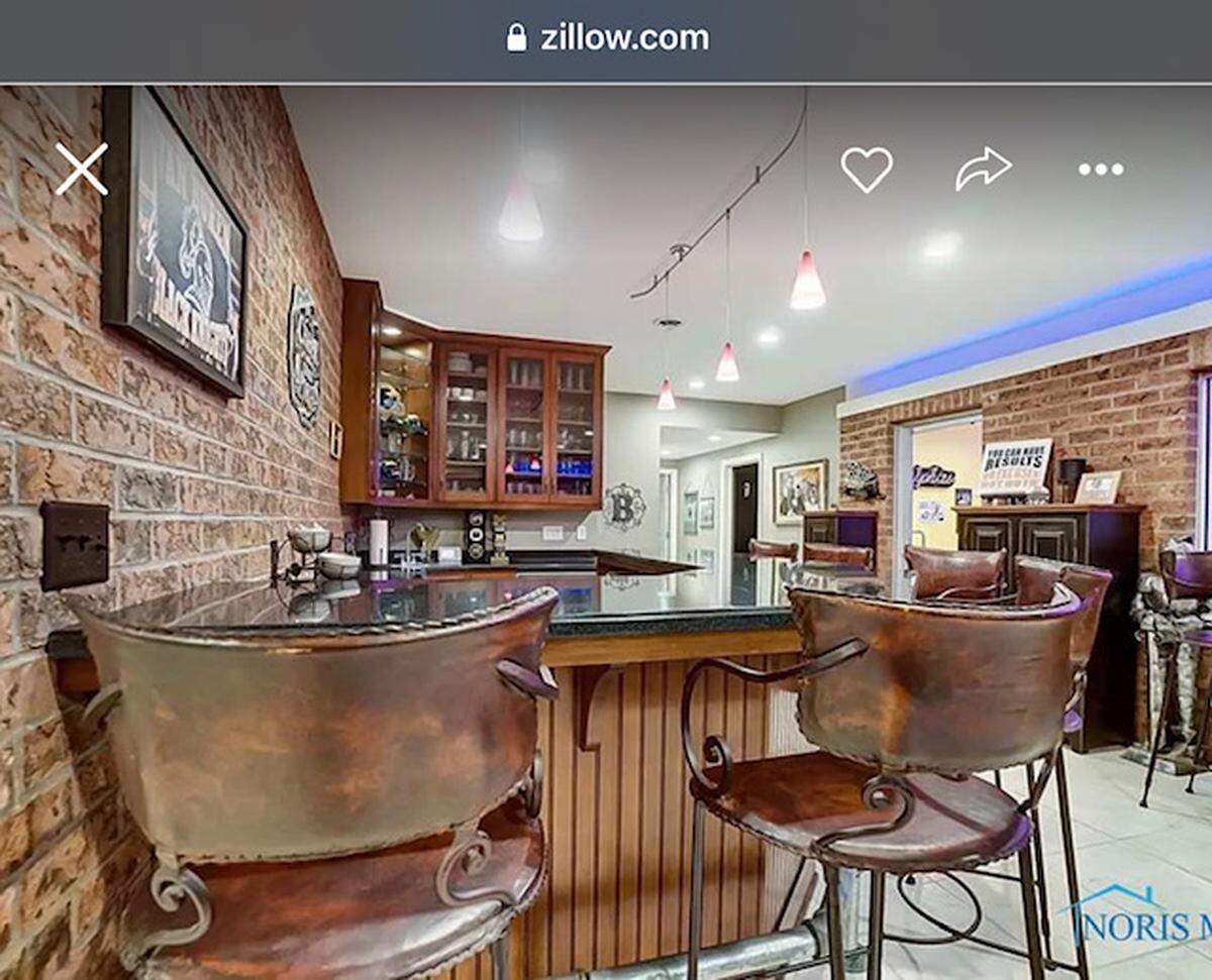 Bar area