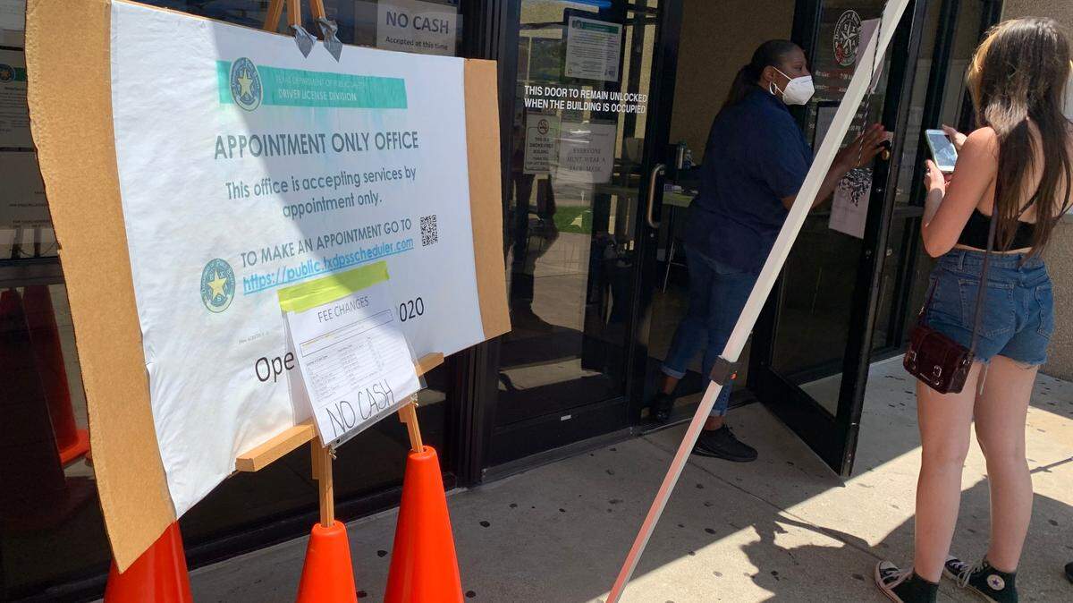 The Texas Department of Public Safety announced Tuesday that the state’s temporary waiver on the expiration of driver’s licenses and identification cards ends April 14.