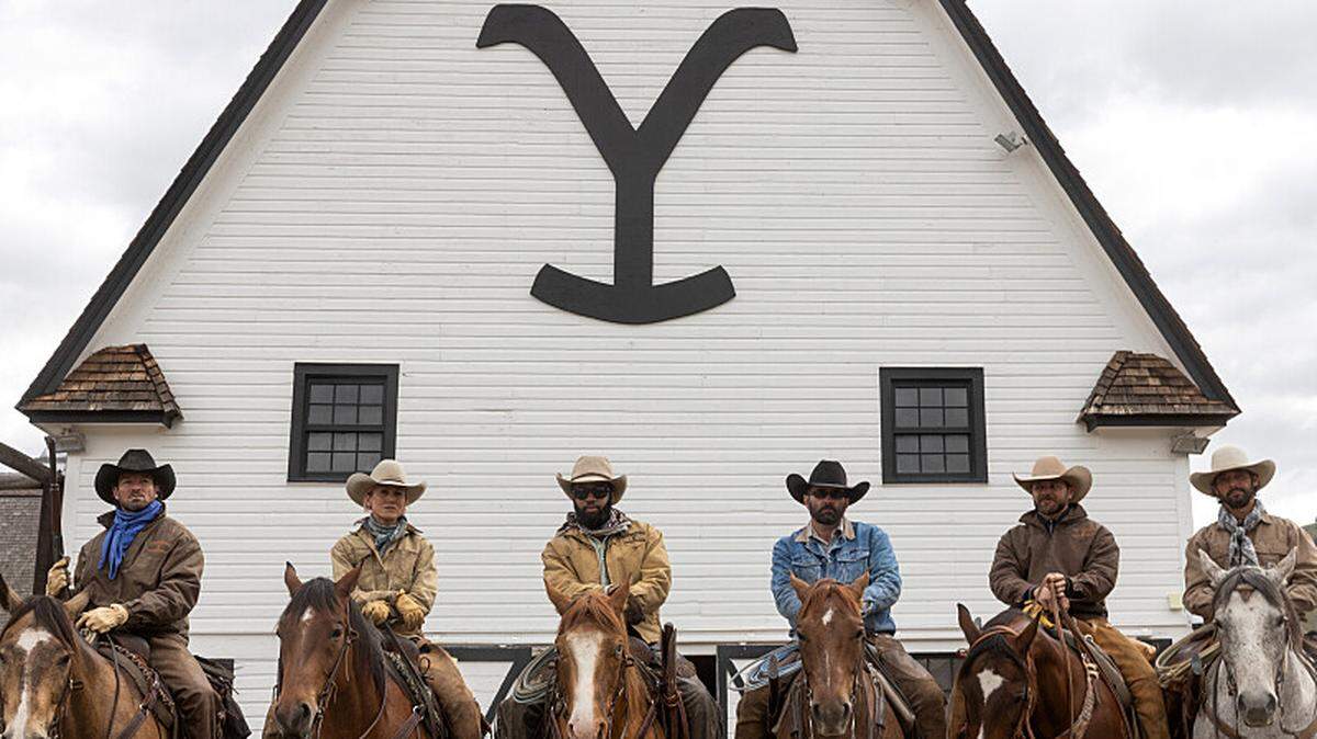 Ian Bohen, Jen Landon, Denim Richards, Jake Ream, Ethan Lee and Ryan Bingham in “Yellowstone” season 5 episode 1, One Hundred Years Is Nothing (2022).