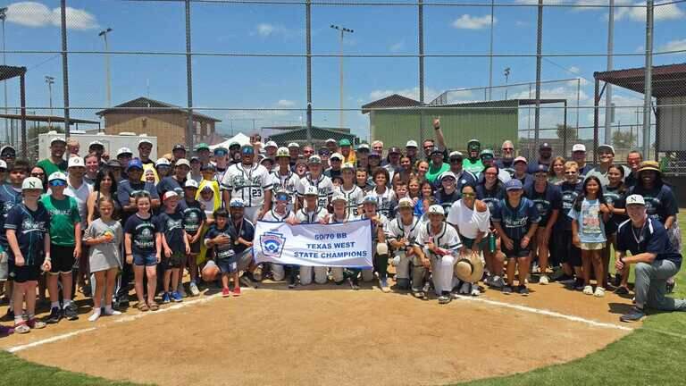 North Arlington Little League crushes New Mexico to stay in region tournament