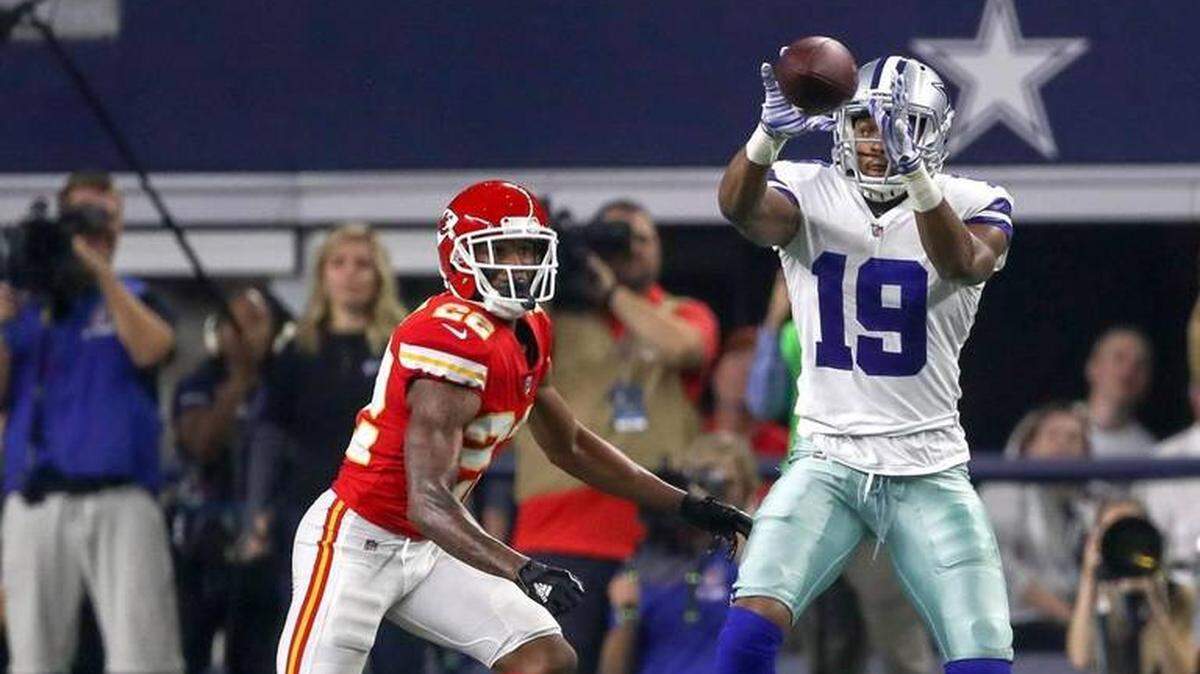 Receiver Brice Butler, who signed a two-year deal with the Arizona Cardinals in March but was released after camp, is back with the Dallas Cowboys.