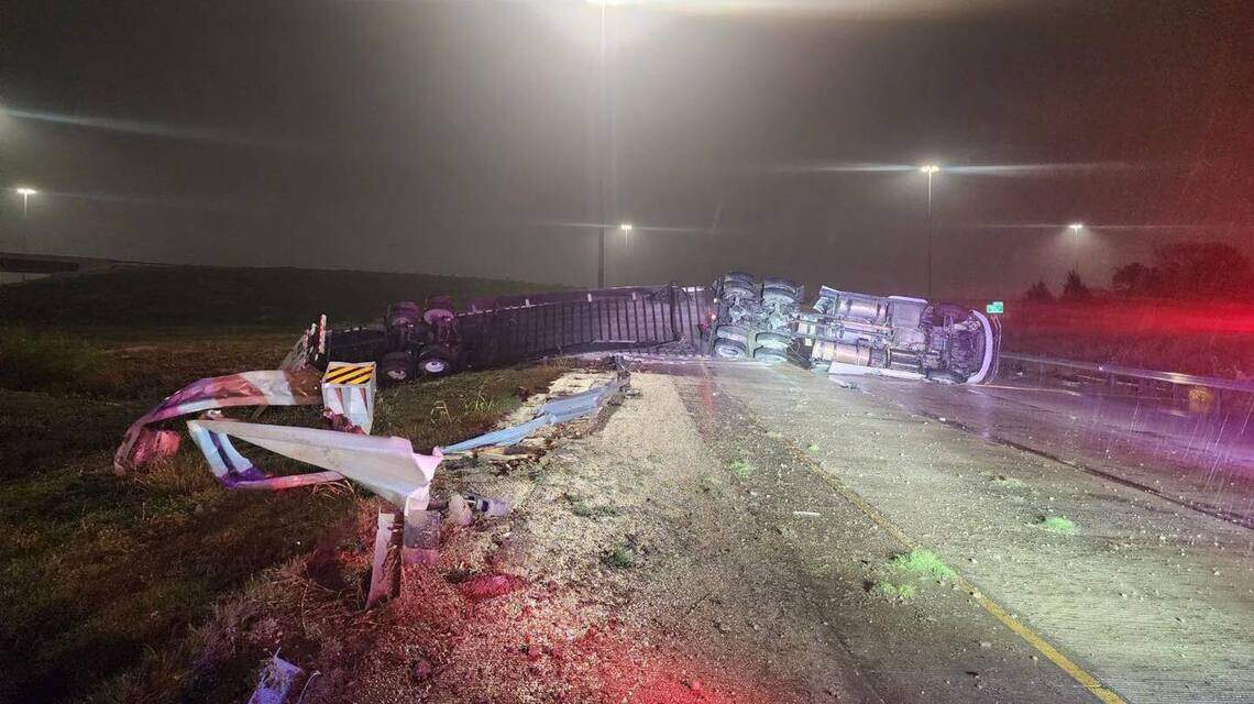 Crash with overturned 18-wheeler affects traffic on Texas 114, I-635 near DFW Airport