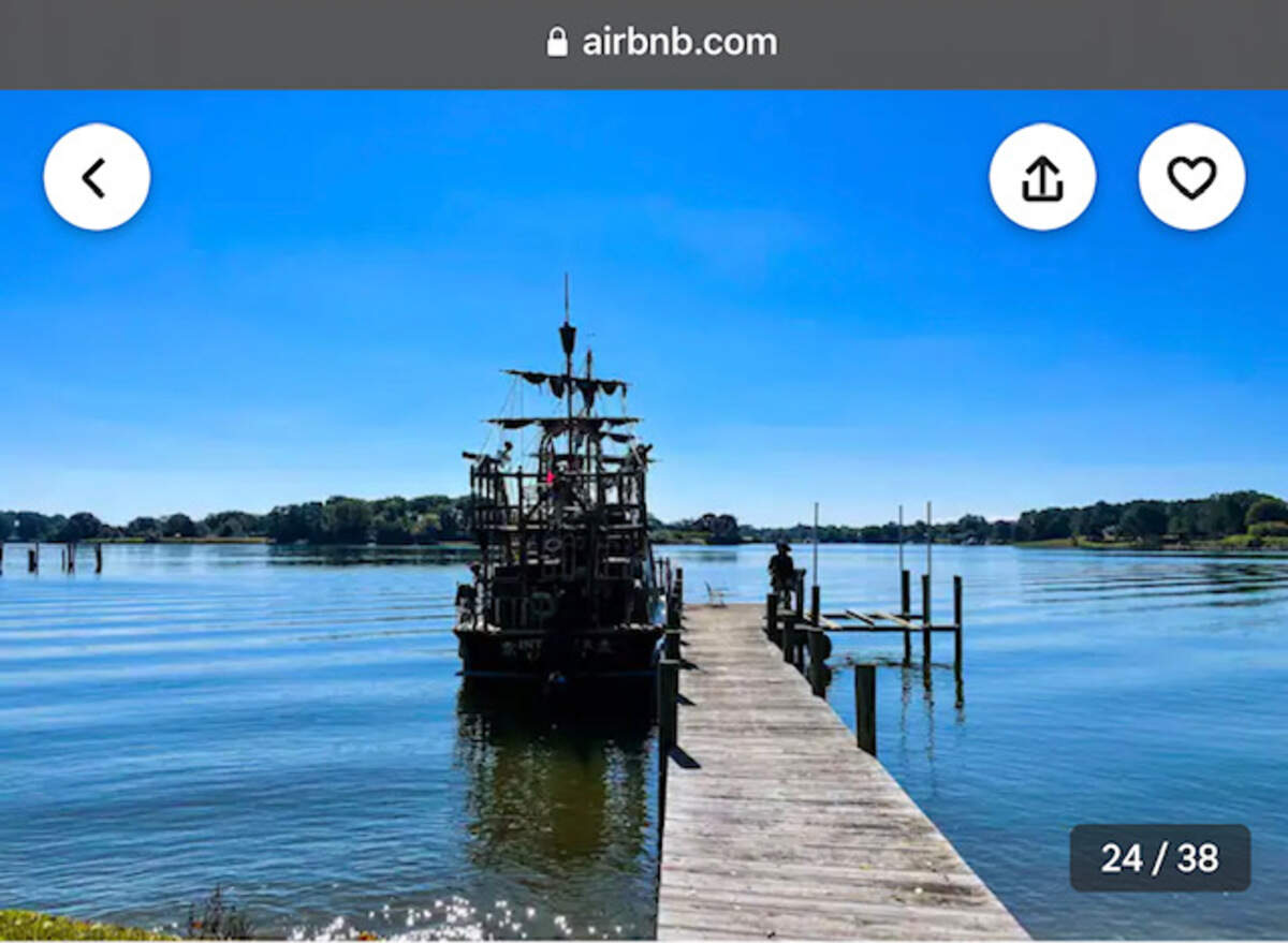 Ship dock