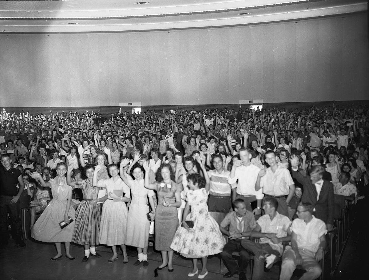 Sept. 3, 1958: An estimated 800 sophomores, who are first-year students at Paschal High School, fill the auditorium as school opens.