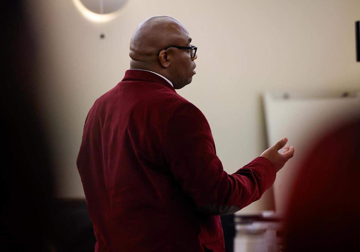 Rickey Edwards speaks to Judge Wayne Salvant during his trial on Thursday, October 5, 2023, in Criminal District Court No. 2 in Fort Worth. Edwards, accused of shooting to death Portia Williams-Edwards and Kameion Kitchen on May 3, 2020, in Grand Prairie, is representing himself.