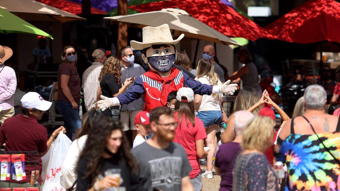 Wear what you want to the State Fair of Texas, but these outfits will give you the boot