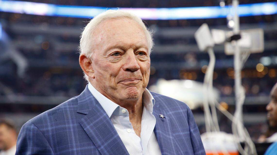 Dallas Cowboys owner Jerry Jones was a little annoyed during his Friday morning radio show after a comparison to the Los Angeles Rams’ offense and the Cowboys was made.