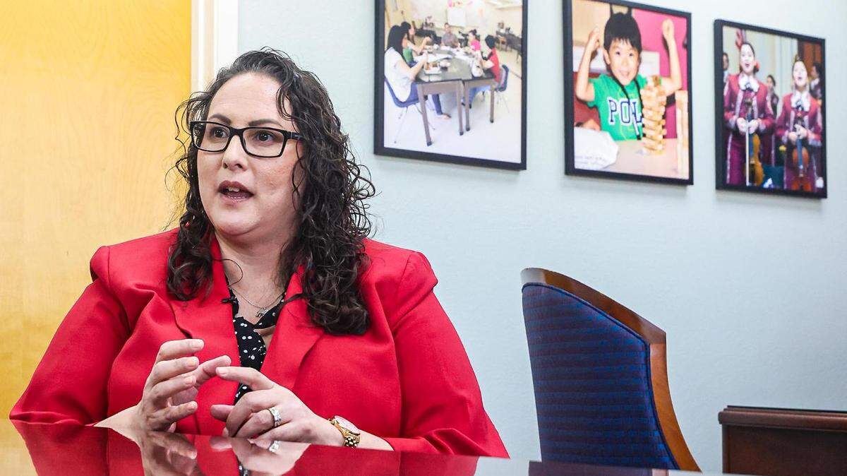 The school board voted Tuesday to accept the resignation of Angélica Ramsey as the superintendent of the Fort Worth Independent School District.