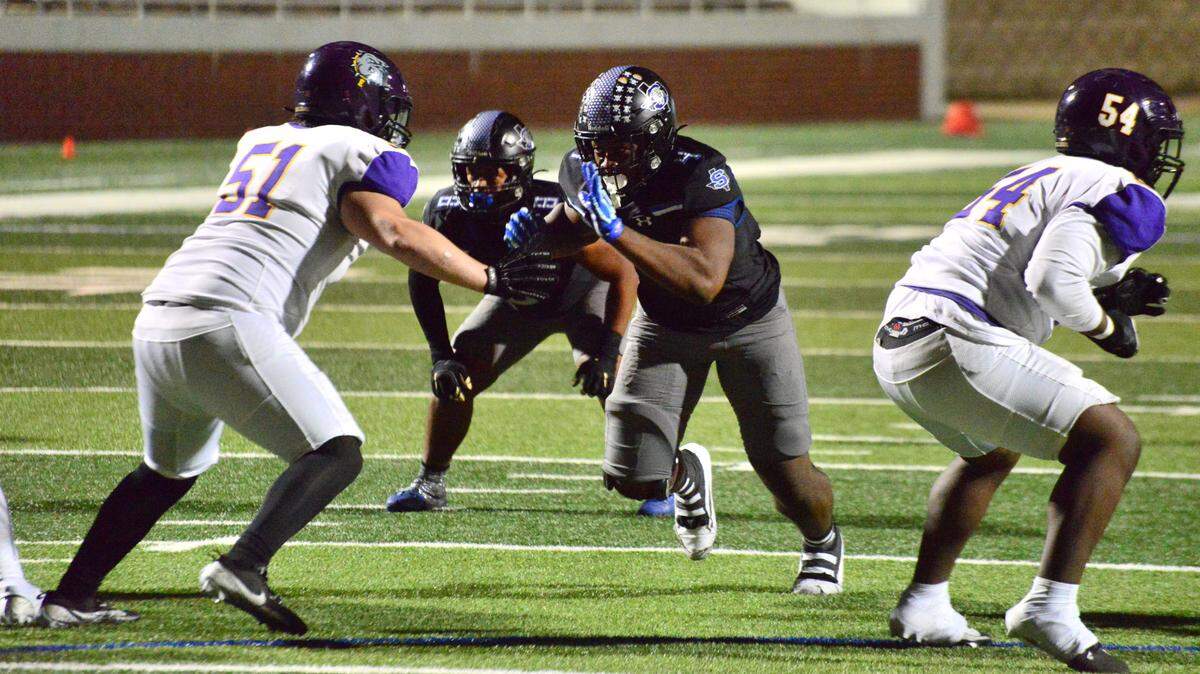 Mansfield Summit defensive lineman Travis Buhake was a menace against Everman in the Jaguars 21-0 win over the Bulldogs on Thursday, Oct. 31, 2024 at Newsom Stadium in Mansfield, Texas. Buhake and the Summit defense allowed 58 yards of total offense.