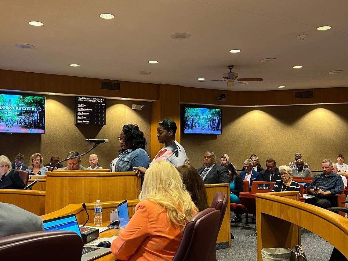 The family of Chasity Bonner, who died in the Tarrant County Jail on May 27, addressed commissioners on Tuesday.