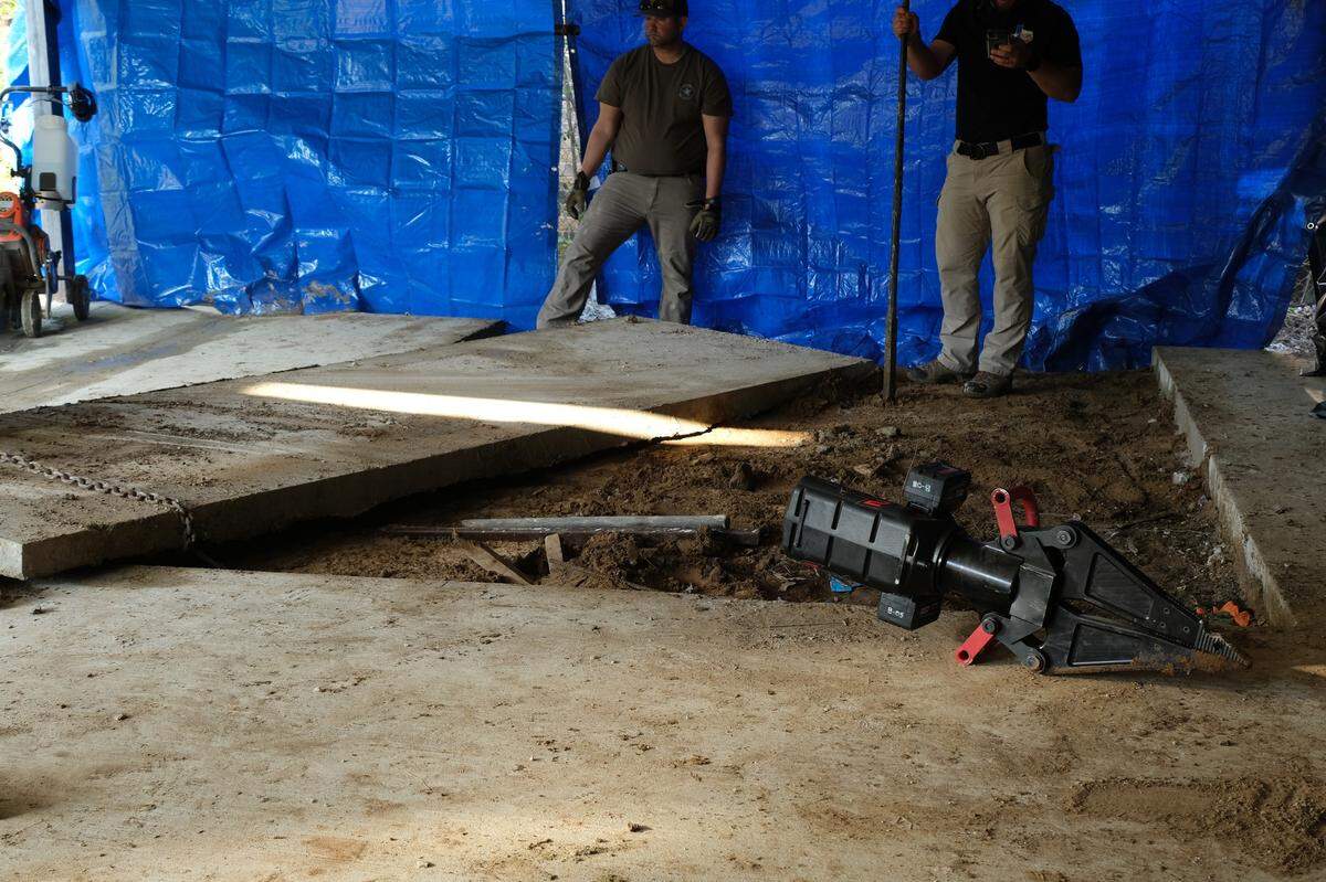 Police searched a patio in the back yard of the home Noel’s family lived in, where canines alerted to the smell of human remains. The patio was paid for by Noel’s mother, Cindy Rodriguez-Singh.