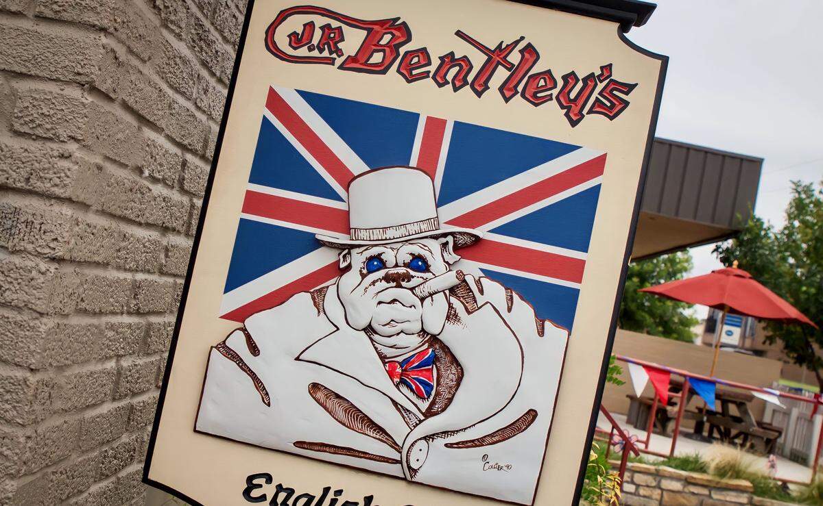 JR Bentley’s English Pub opened on South Cooper Street in Arlington and moved to West Abram Street