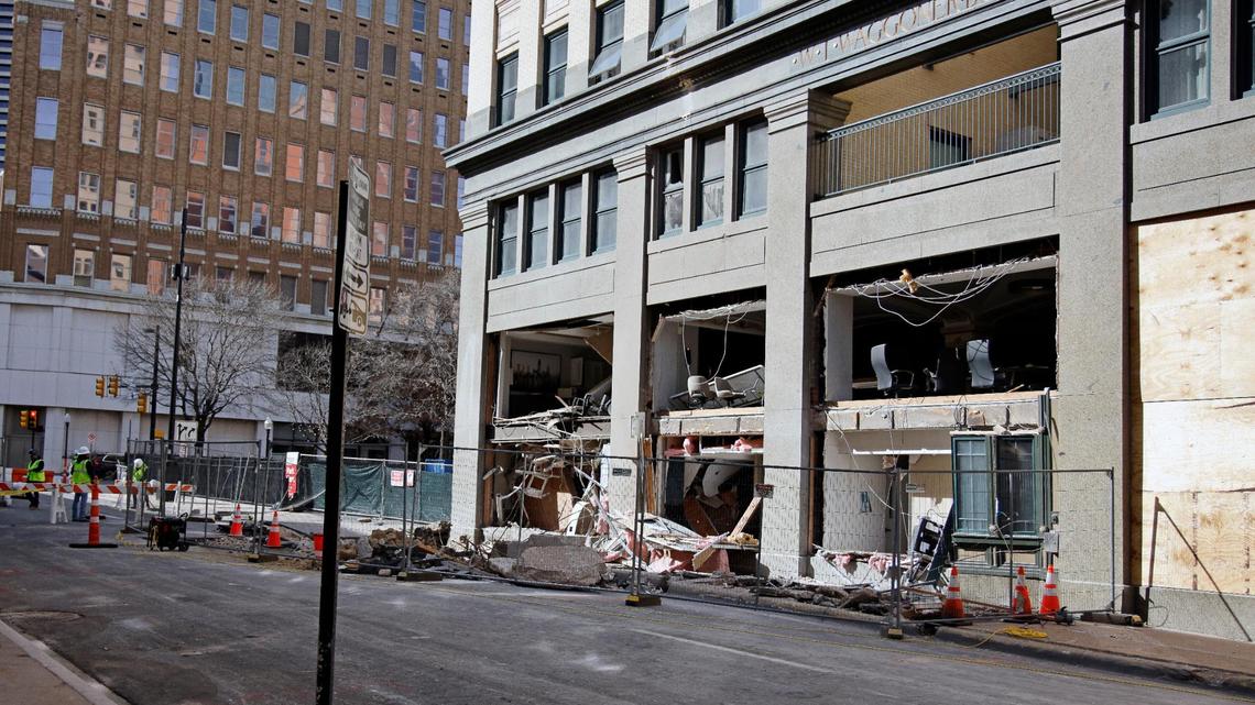 Fort Worth explosion investigation slowed, not stopped by order against removing debris