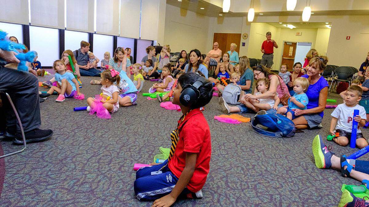 Visitors to the Grapevine Public Library with sensory needs can now get a sensory bag at the information desk that includes noise-canceling headphones, fidget toys, and weighted lap pads.
