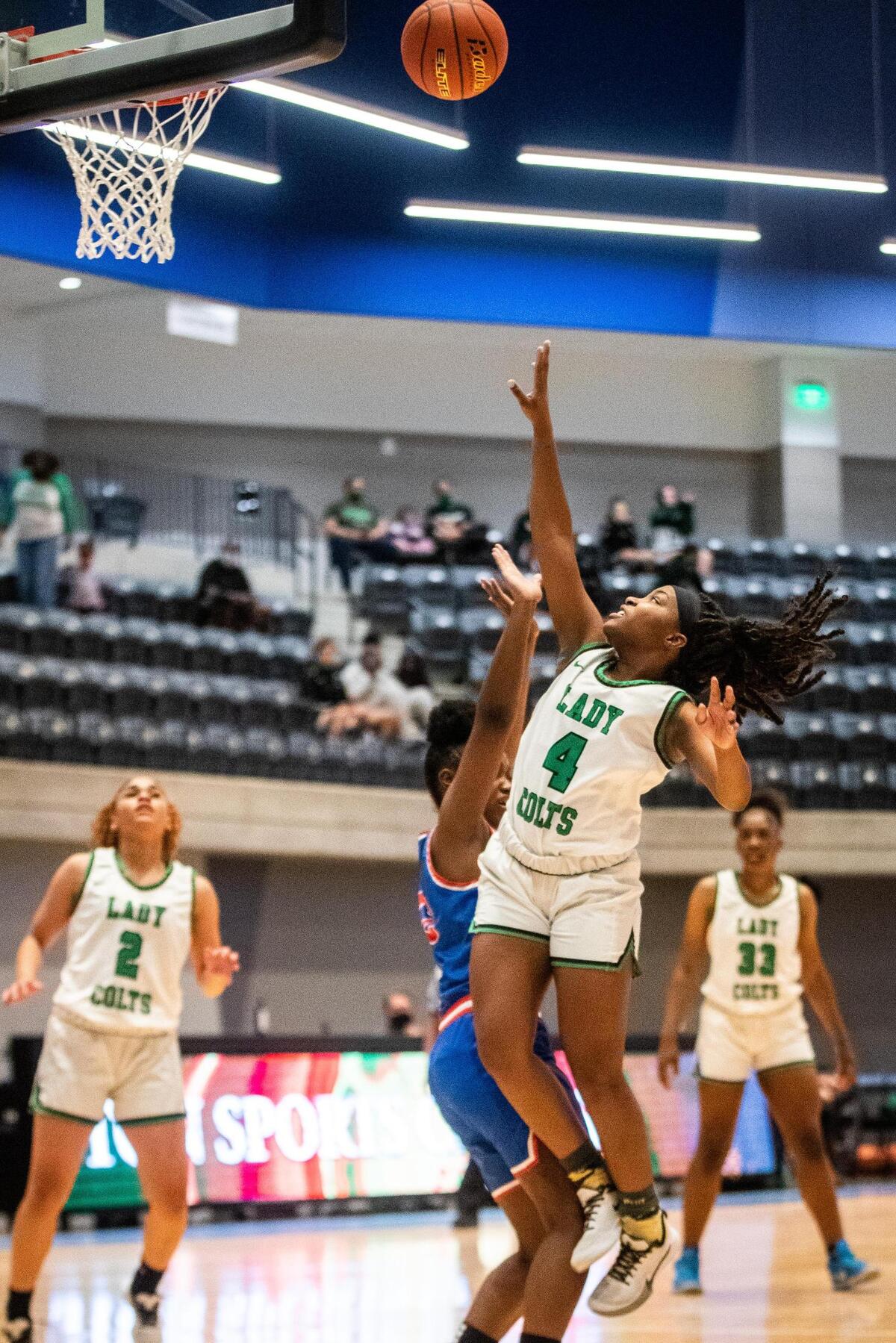 Arlington’s Tearra Seal jumps up for a layup during the game against YWLA Tuesday, Nov. 10, 2020, at the new Arlington ISD Athletics Center.