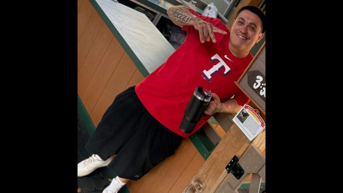 A family member of Martin Diaz organized a GoFundMe account to raise money for funeral expenses. In the description, she wrote that Diaz was a father of two children, 5 and 11 years old.