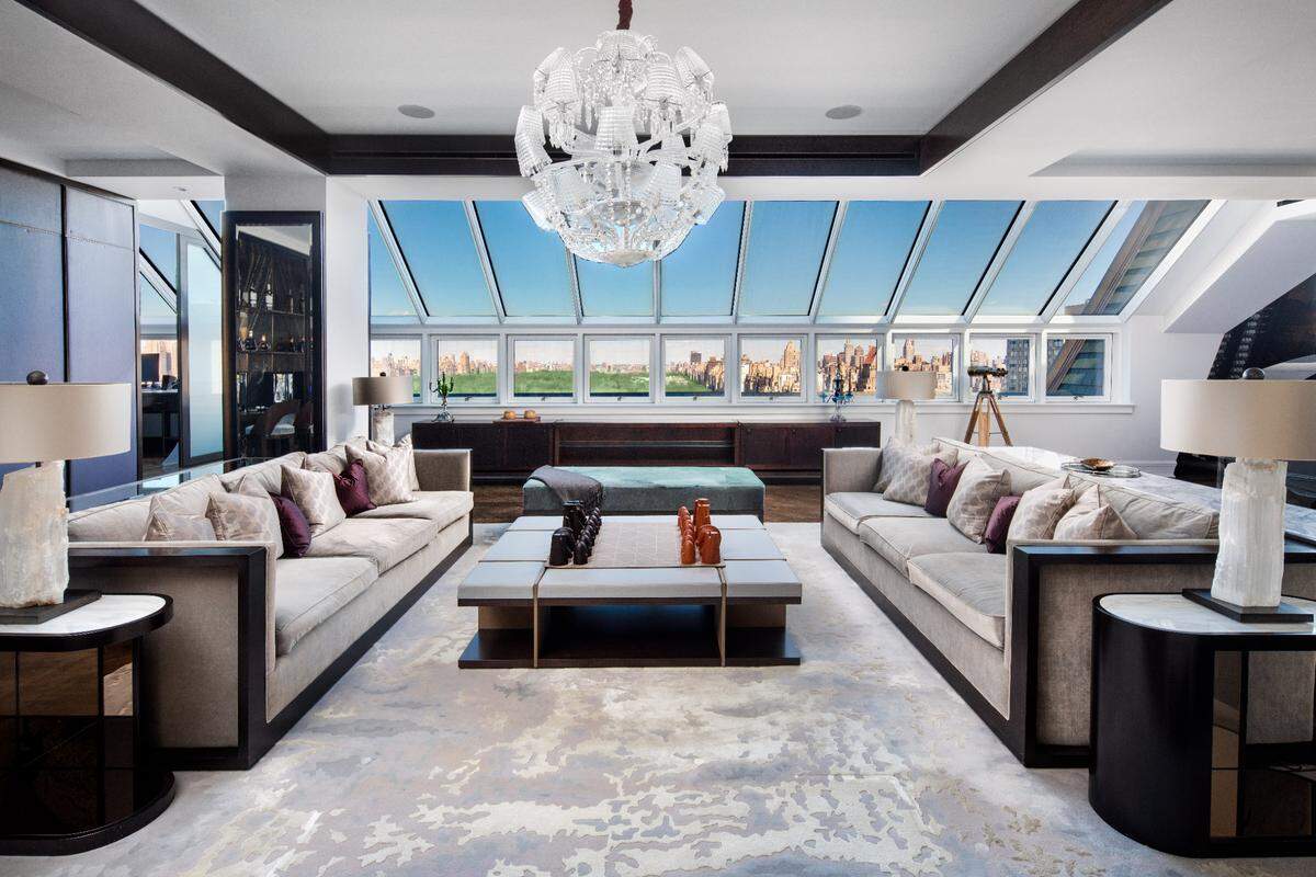 Grand sitting room